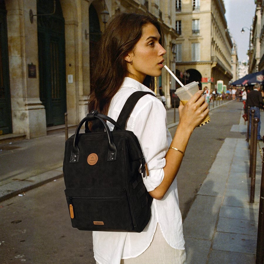 Sac à dos Adventurer Getaria porté en ville